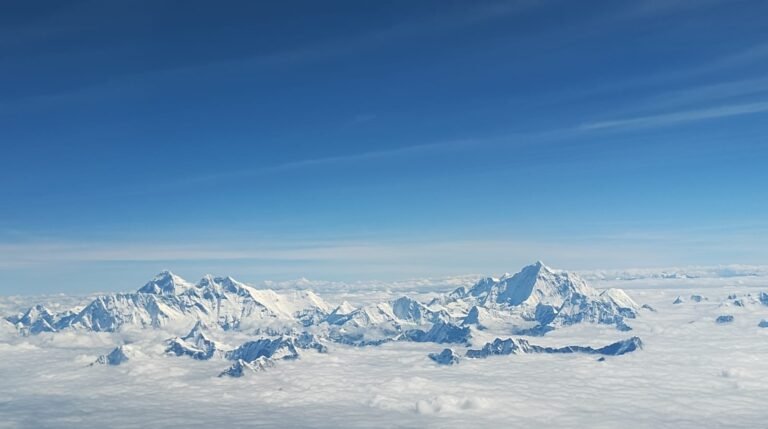 Sobrevoo pelo Monte Everest saindo de Kathmandu – Voo Panorâmico e Helicóptero no Nepal