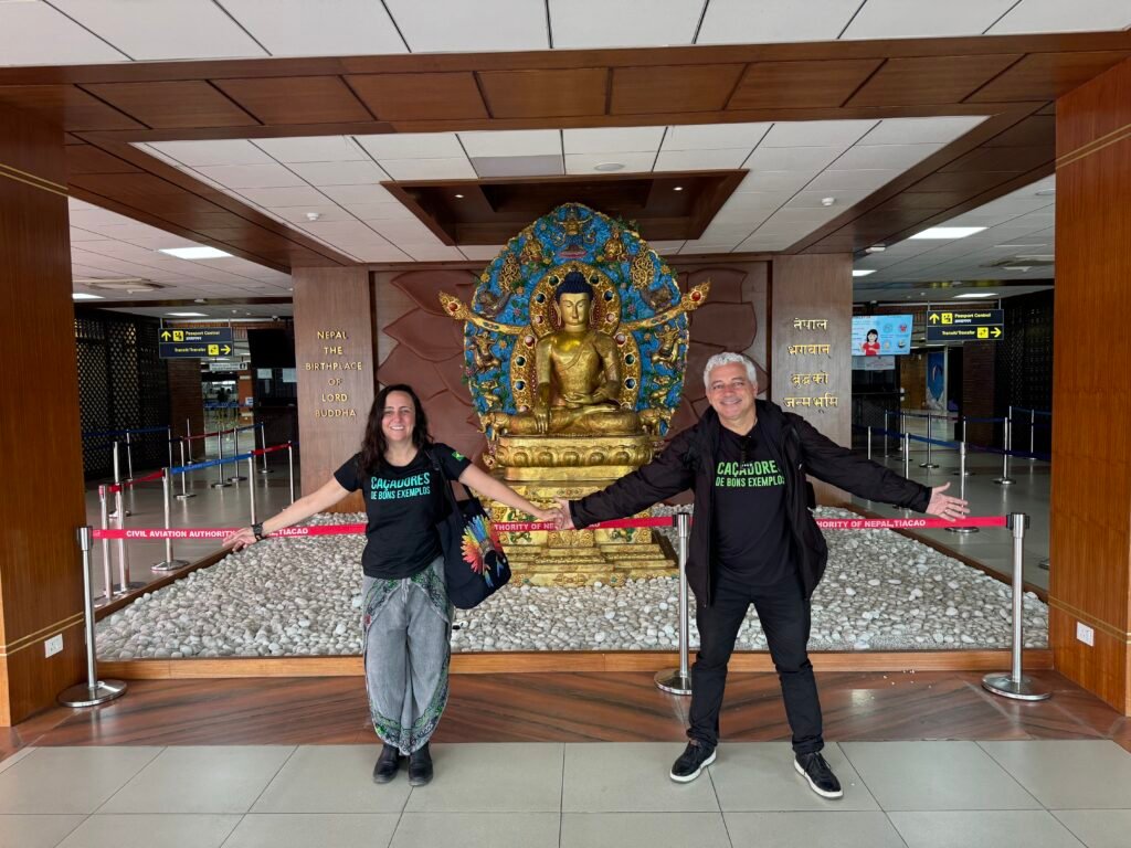 Dia 14 · (30 de out de 2027): Lhasa - Kathmandu